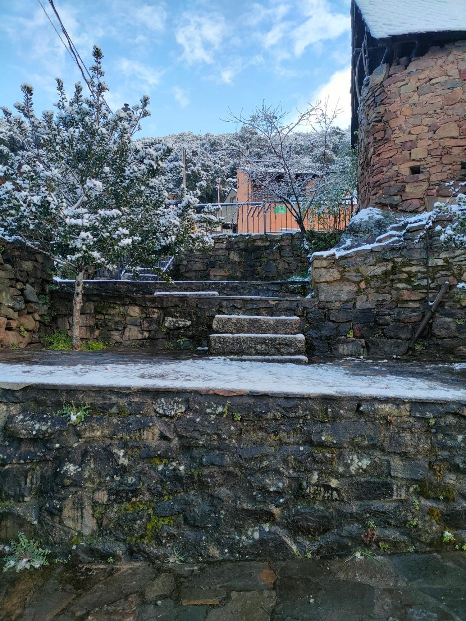 Casa De Turismo Rural Sardom3 Bembibre  Bagian luar foto